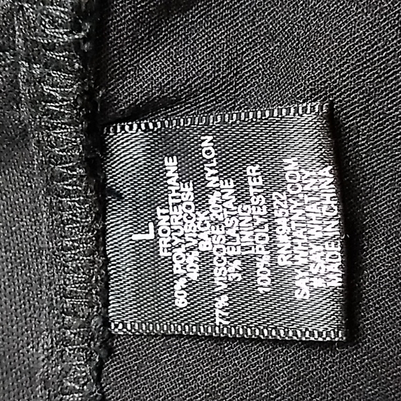 17 x 13 inches Say What Women's Size Large in black 60% polyester 40% viscose - Picture 4 of 5